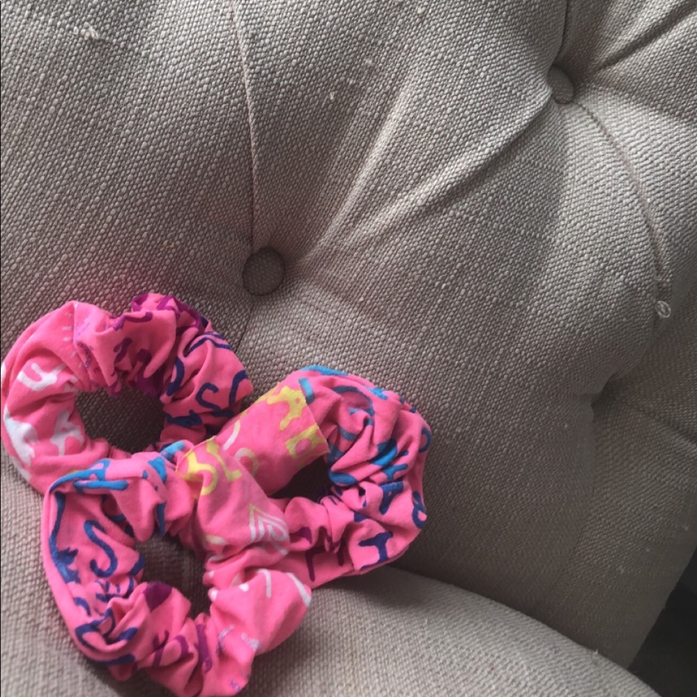 Tiny Pink Scrunchies💕